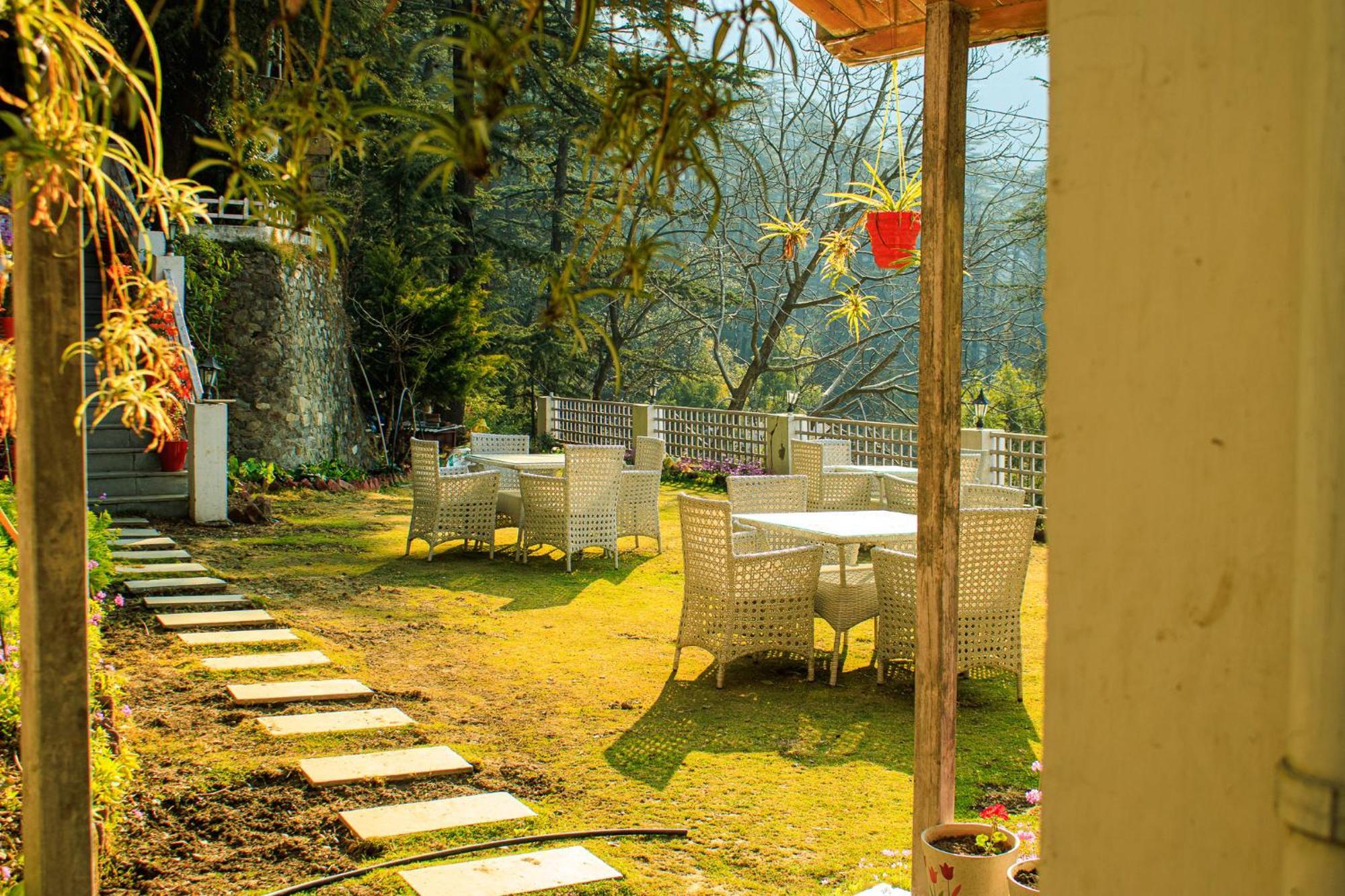 Whispering Pines Villa Shimla Bagian luar foto